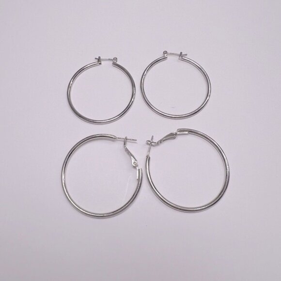 Silver Hoop earrings - Picture 1 of 2